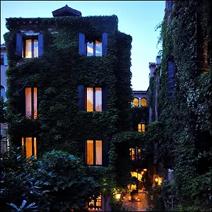 *** Hotel Flora Italien