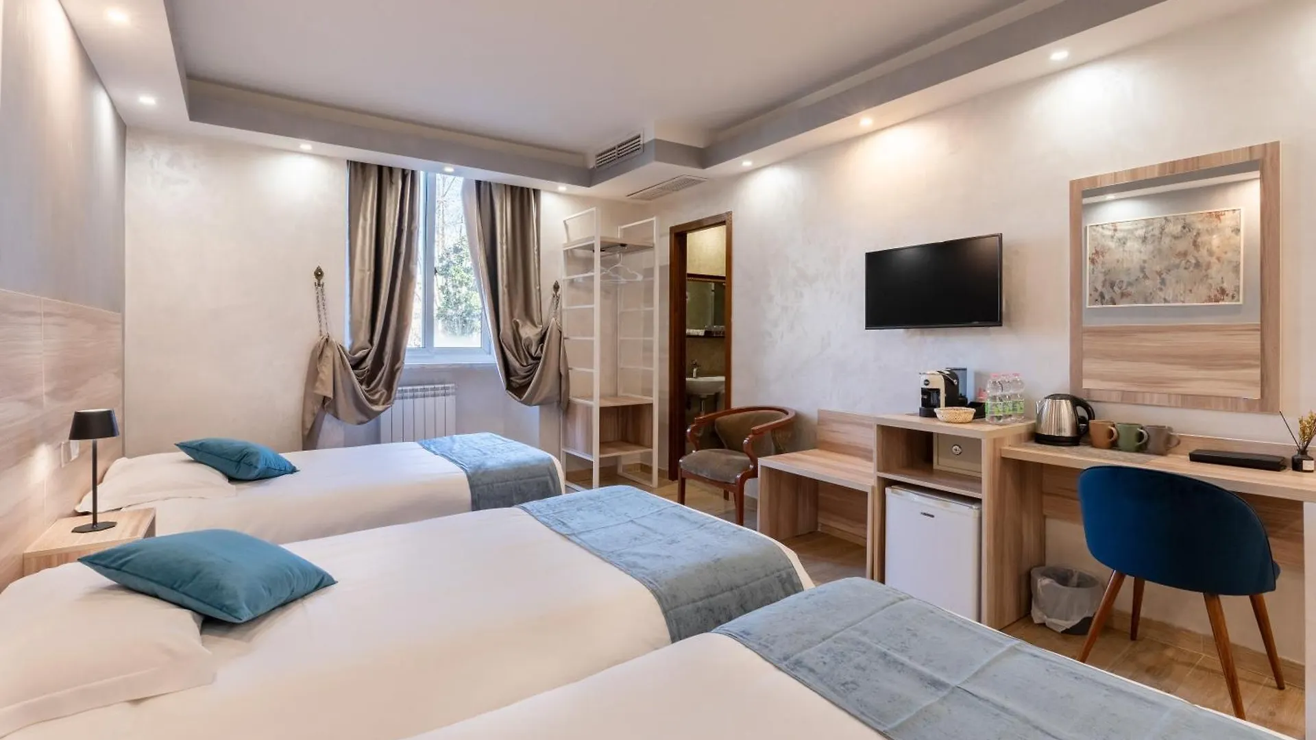 Rome Love Hotel 0*,